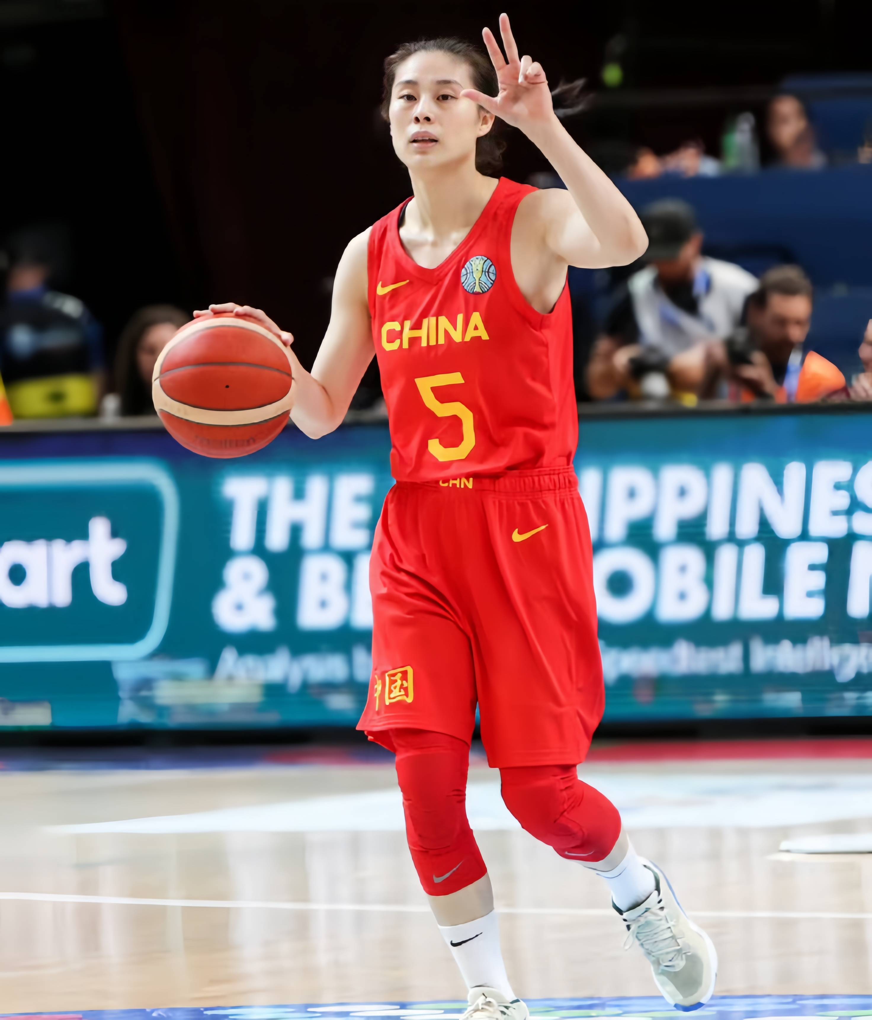 九游网页版官网-包含史诗般的比赛：马拉松选手力争第一的词条