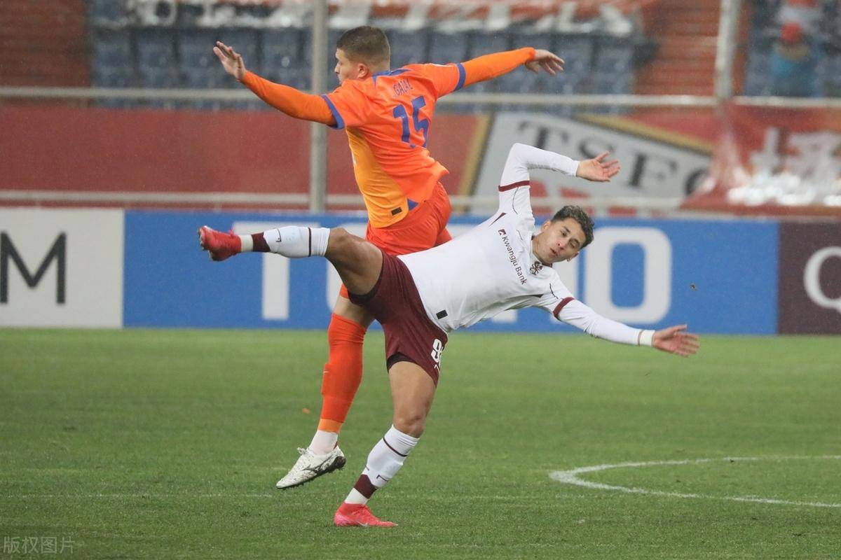 马赛新援表现抢眼,成为队内最具攻击威胁的球员的简单介绍 马赛新援表现抢眼,成为队内最具攻击威胁的球员的简单介绍