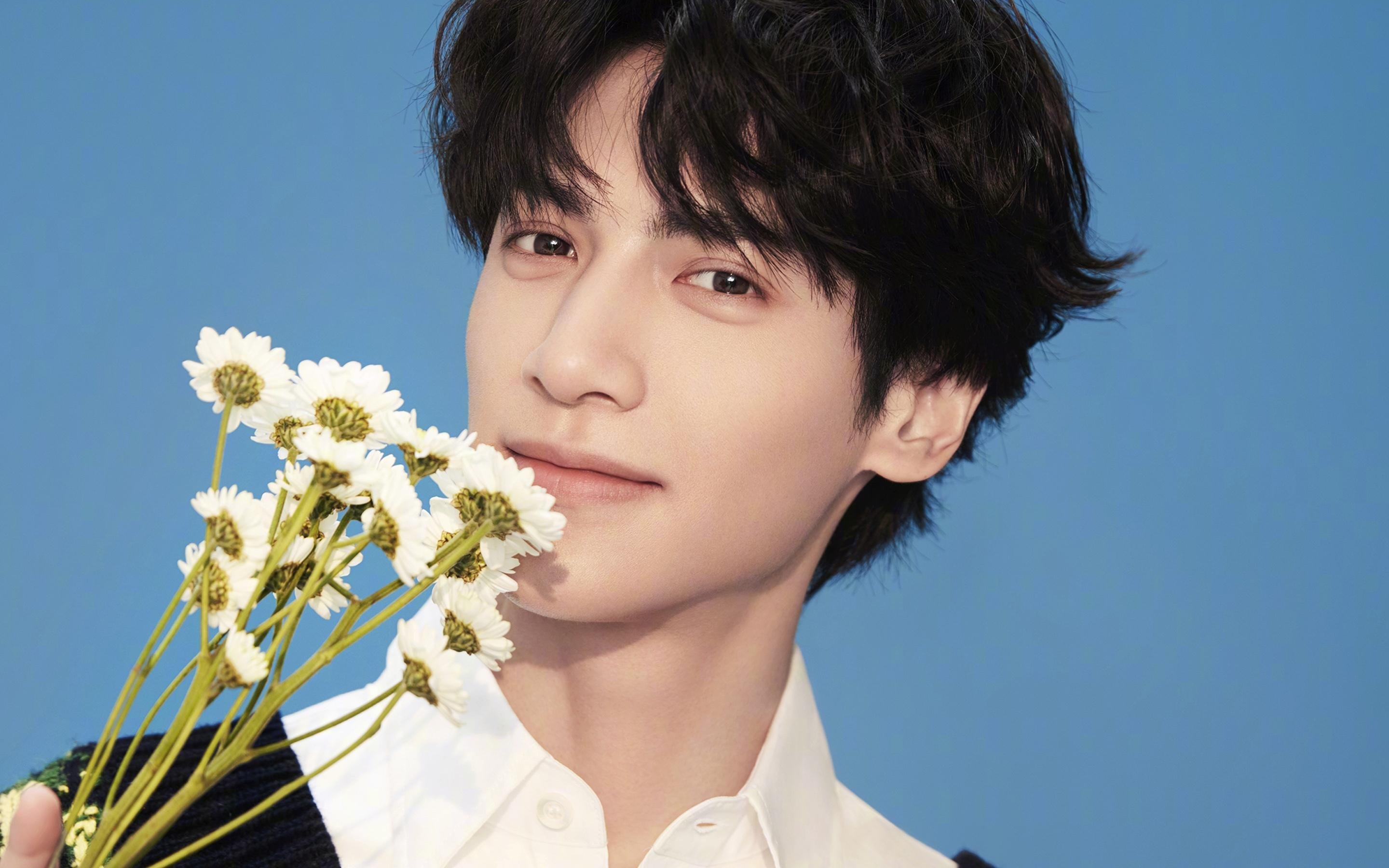 九游游戏中心官网-失误频繁：上海队全场失误达20次，错失胜利关键！，上海队夺冠阵容