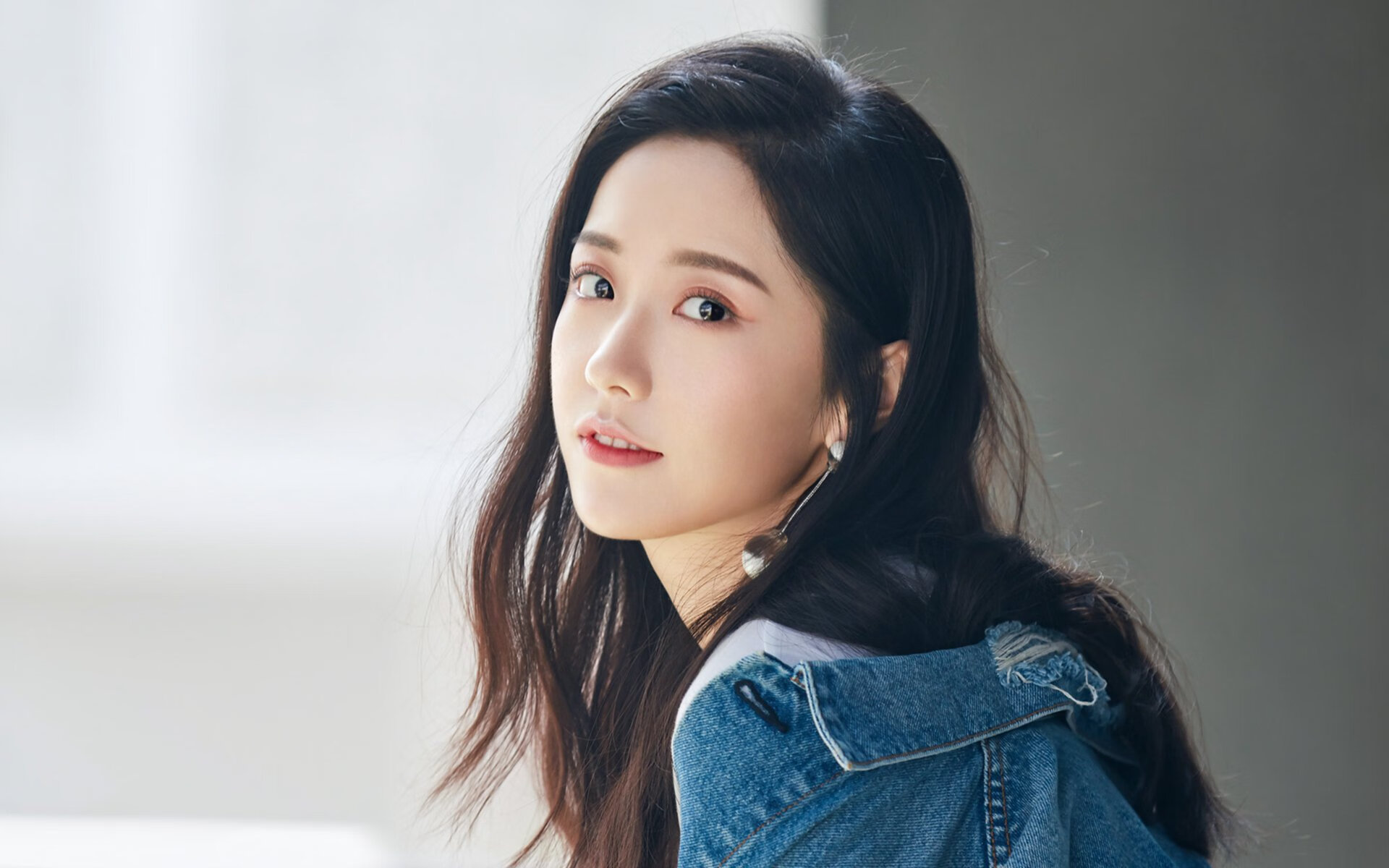 九游网页版官网-新闻中心智能终端新系列亮相展会，智能新闻传播方向是什么