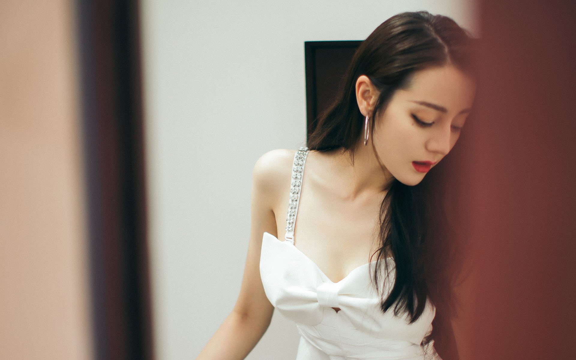 九游jiuyou-欧洲杯策略变化：阵型布置不断推陈出新！，欧洲杯战术分析